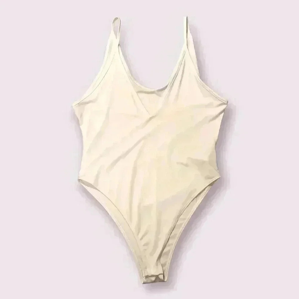 NWOT Shein Plunging Scoop Neckline Sleeveless Stretchy Casual White Bodysuit - Picture 8 of 10